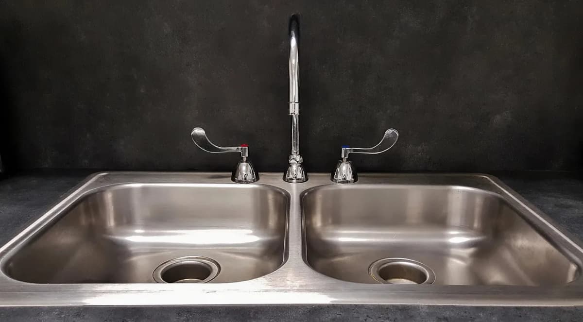 Is your kitchen drain clogged? Complete guide to quick unblocking